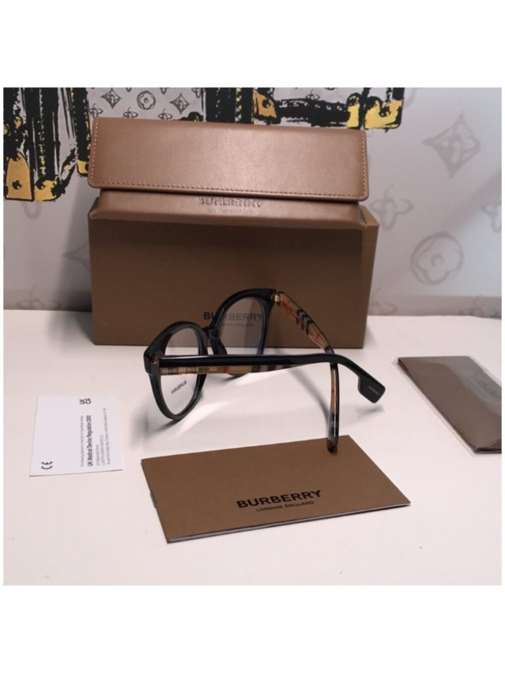 Burberry BE2356 Black and Gold Women's Glasses 3942 New - Picture 14 of 14